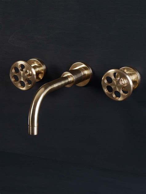 studio ore|solid brass bathroom fittings.